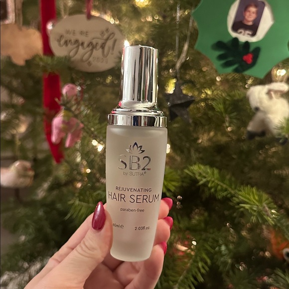 Rejuvenating Hair Serum - Black - Picture 2 of 2